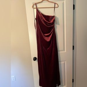 Jade velvet dress by revelry in romantic rose. Size 10